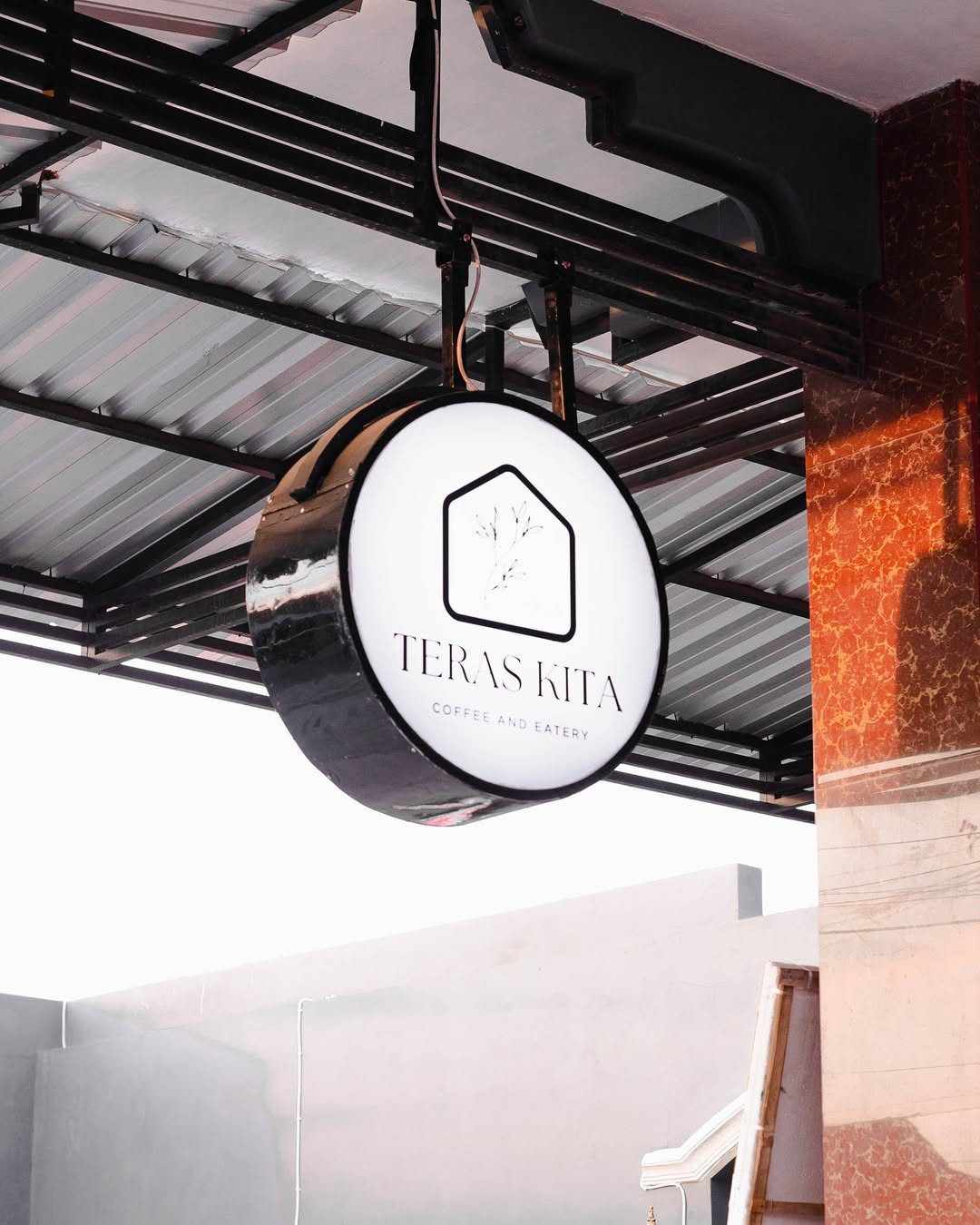 Part Time di Teras.Kita